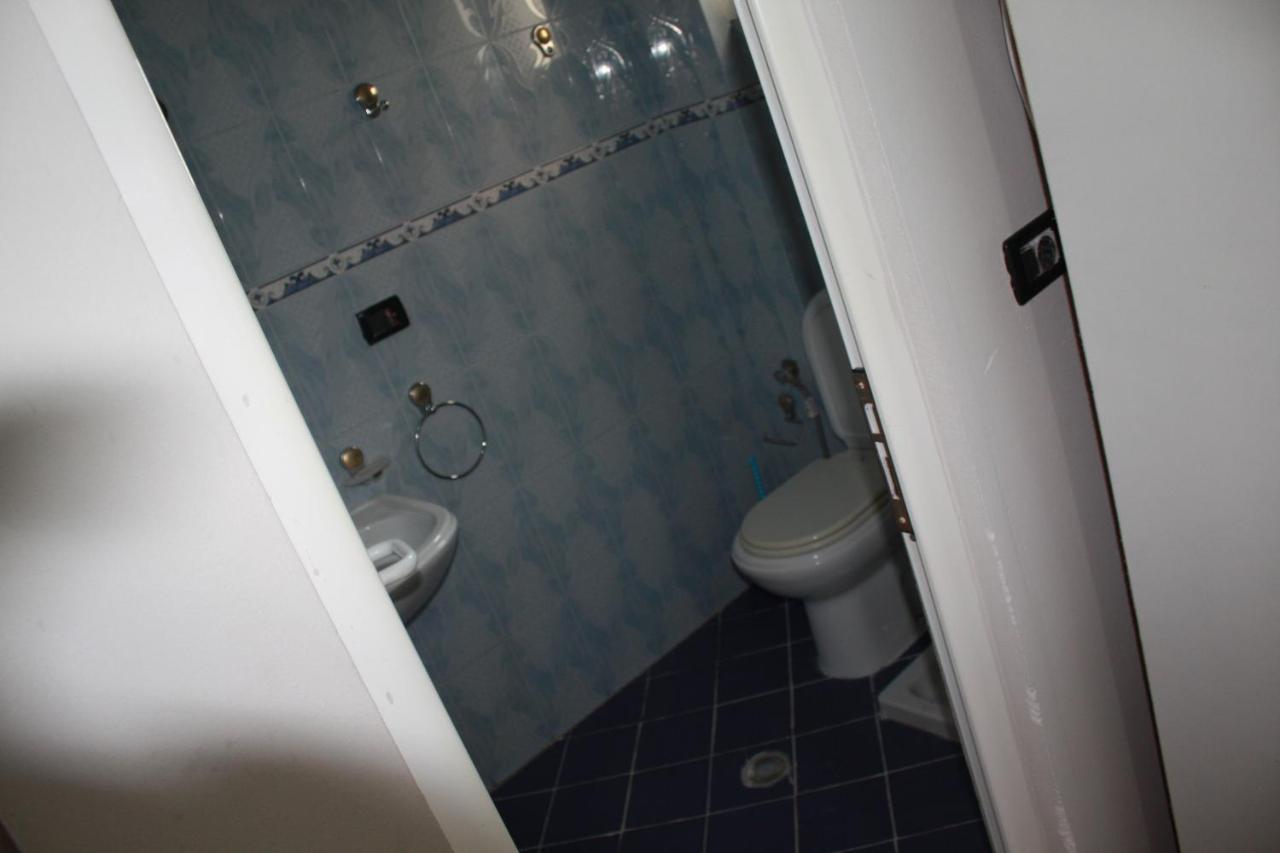 Kanina Hotel&Hostel Sarandë Buitenkant foto