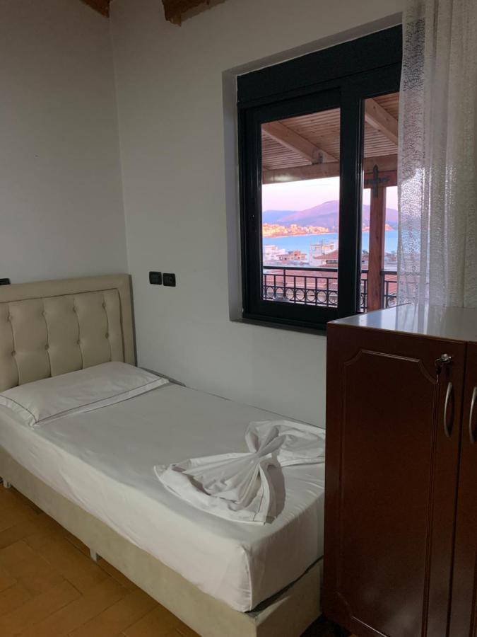 Kanina Hotel&Hostel Sarandë Buitenkant foto